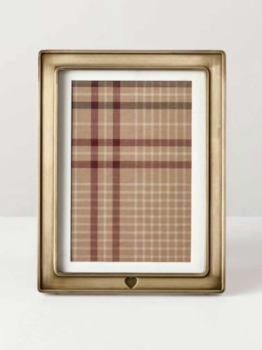 HEARTH & HAND NWT 4"x6" Brass Finish Heart Frame